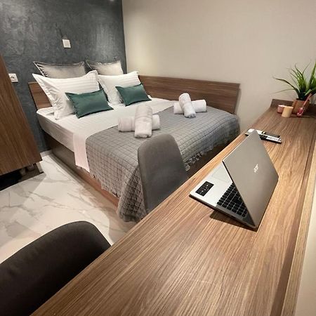 Maestrale 315° Apartments ネア・ミカニオーナ エクステリア 写真
