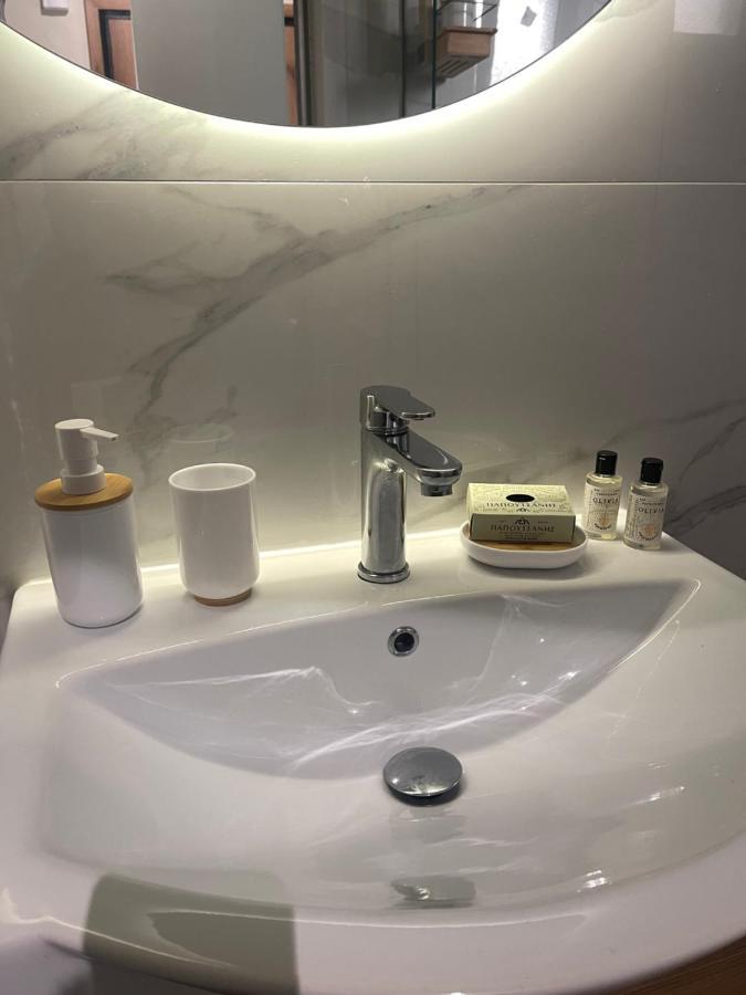 Maestrale 315° Apartments ネア・ミカニオーナ エクステリア 写真